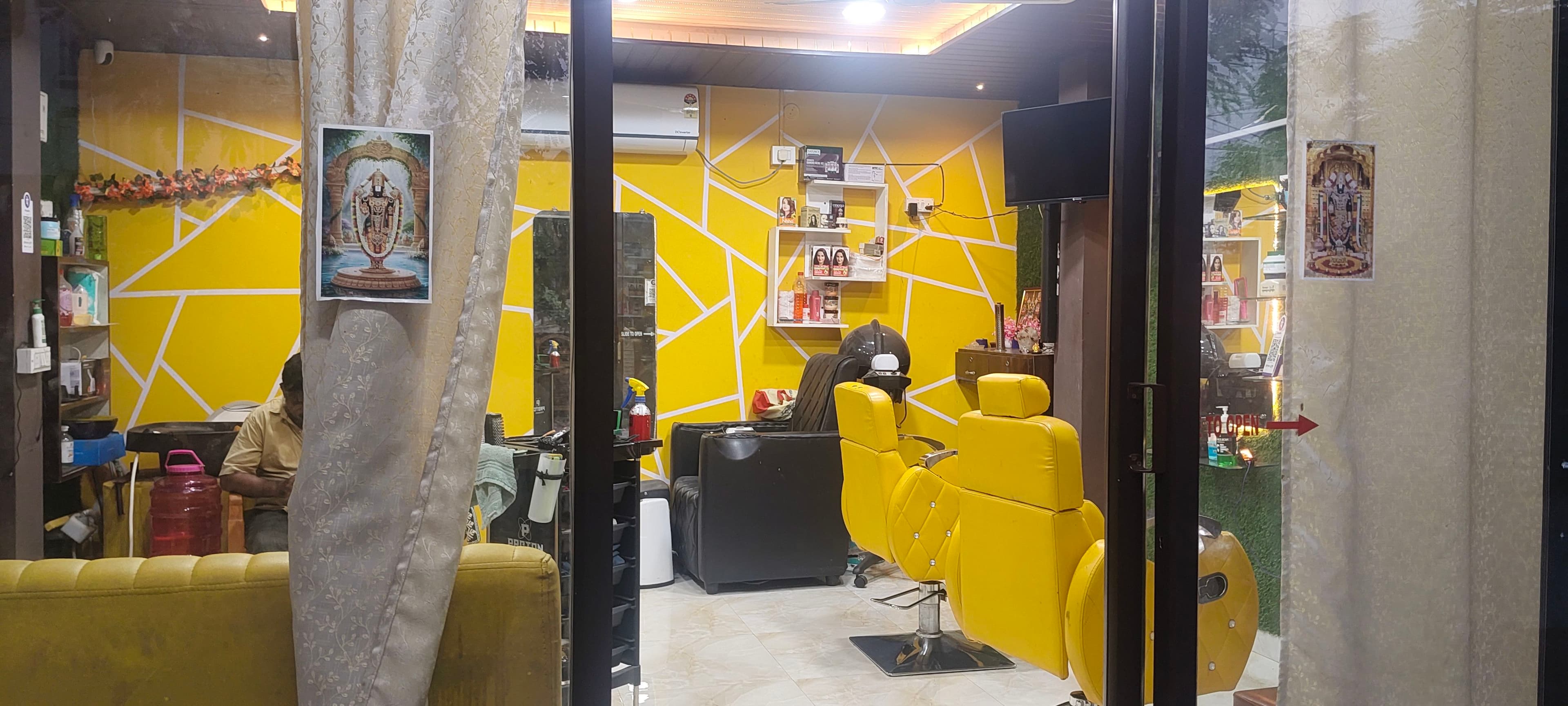 classic touch unisex saloon